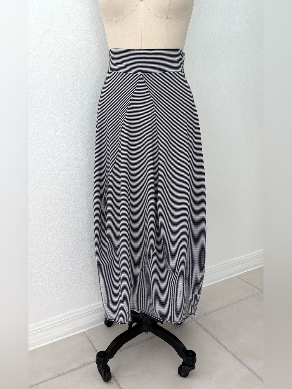 Planet By Lauren G Pima Cotton Balloon Skirt Black White Stripe Size 2 = M
